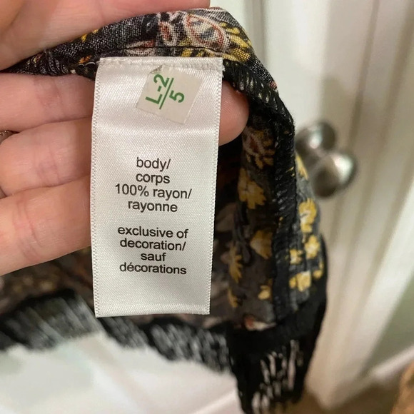 Maurice's NWT Black Brown Paisley Floral Print Kimono Size Small with Fringe - Picture 8 of 11